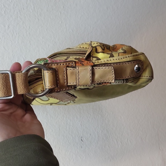 Fossil Canvas Floral Crossover Bag - Picture 13 of 14